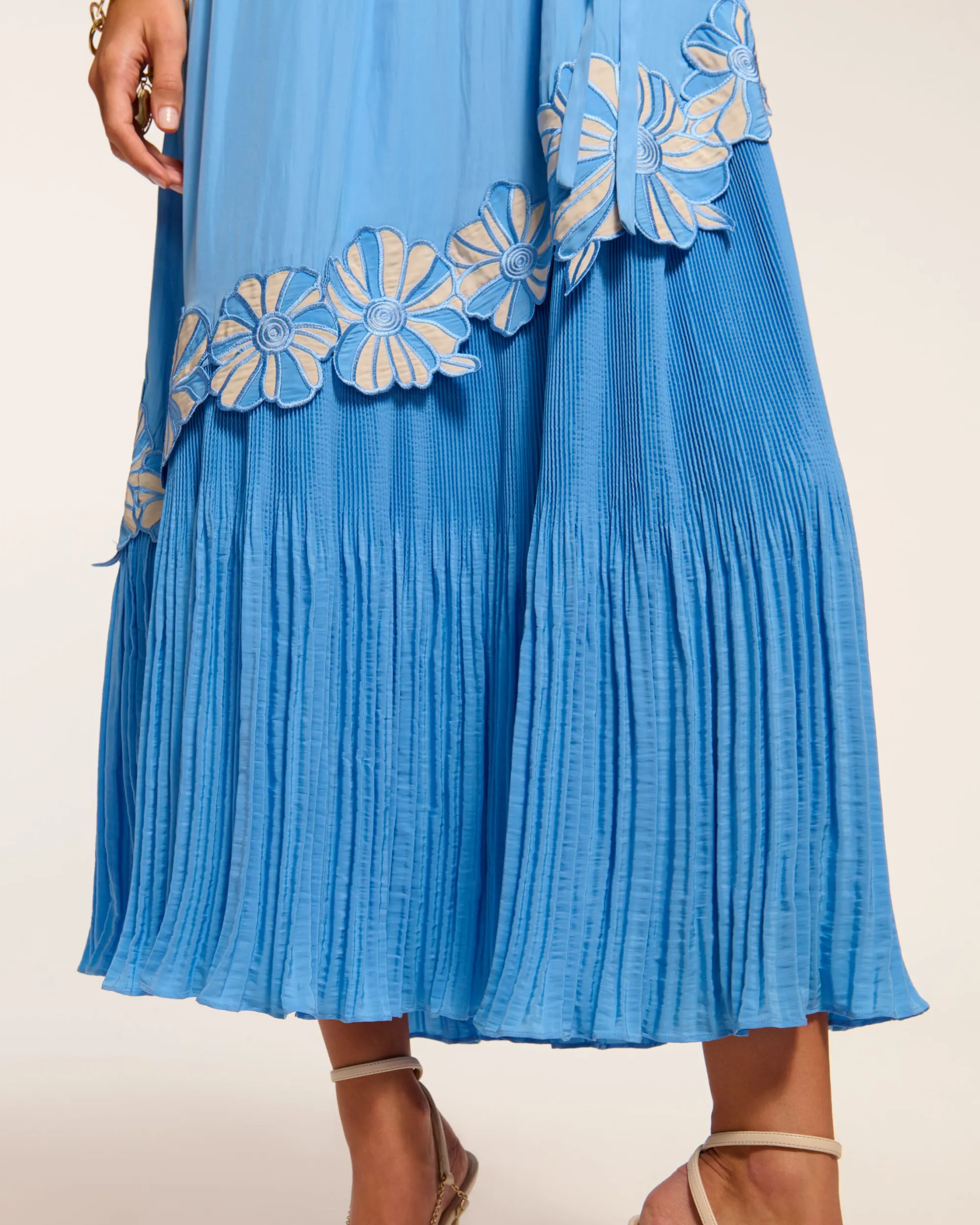 Fashion Ramy Brook Eleah Embellished High Neck Maxi Dress Ribbonblue